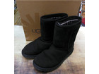 UGG ムートンブーツ クラシックミニ 23.0cmの詳細ページを開く