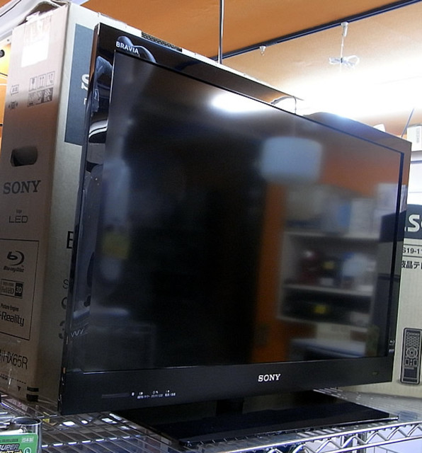ソニー ブルーレイ／HDD内蔵32型液晶テレビ