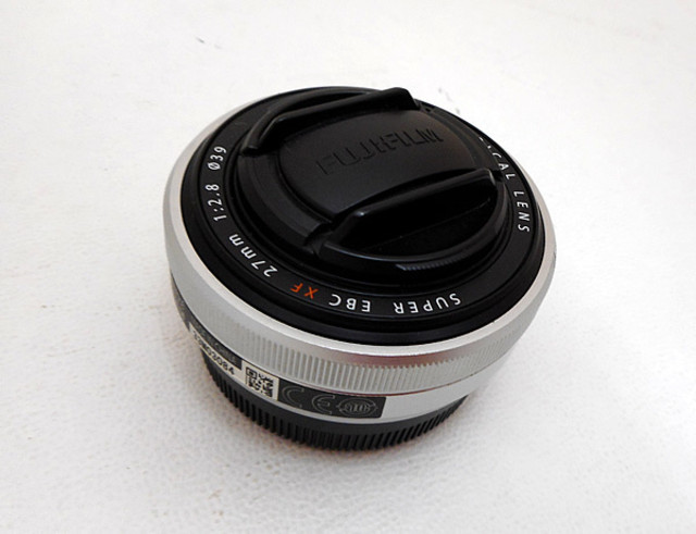 富士フイルム 単焦点レンズ XF 27mm F2.8