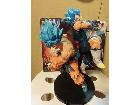 フィギュアの詳細ページを開く
