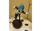 フィギュアの詳細ページを開く
