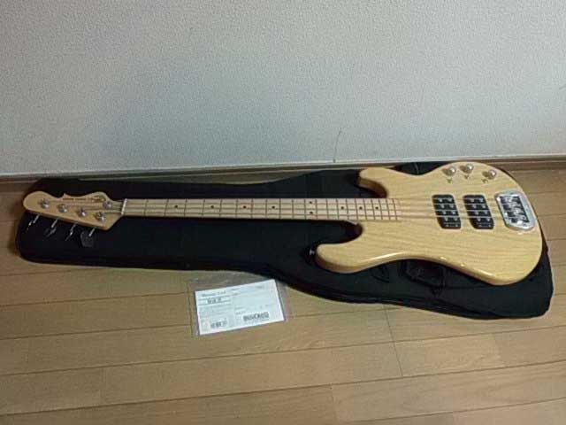 ☆ エレキベース ☆
