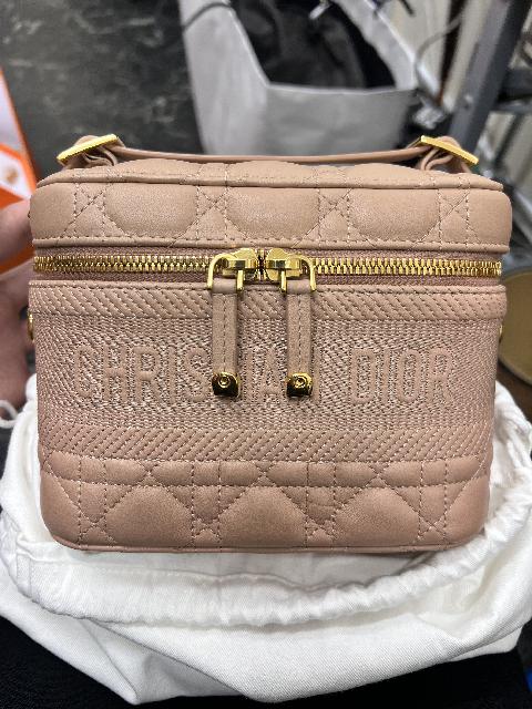 クリスチャンディオール バニティ ポーチ