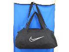極美品 ナイキ NIKE ダッフルバッグ ウィメンズ 2.0 ジム クラブ ダッフル DA1746-