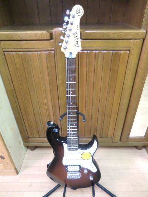 YAMAHA エレキギター Pacifica 112V 美品