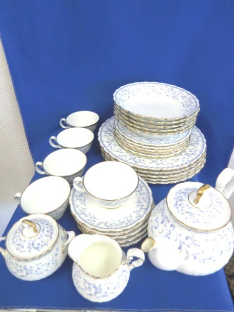 Noritake カップ&ソーサー他食器一式セット Bone China 9976 （ 国産