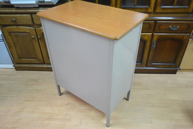 KOKUYO 教壇 教卓 USED(その他オフィス家具)の買取価格 (ID:284397)|おいくら