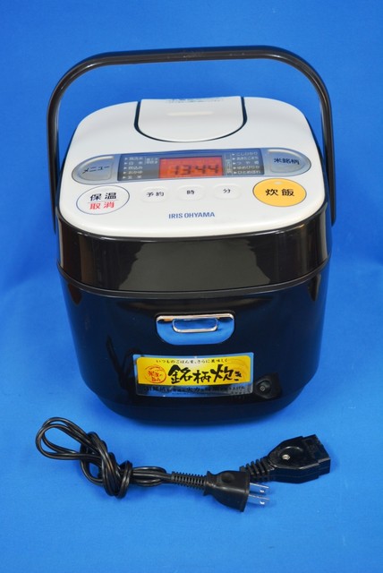 アイリスオーヤマ 炊飯器 マイコン式 銘柄炊き 3合 Rc Ma30 B 16年製 炊飯器 の買取価格 Id おいくら