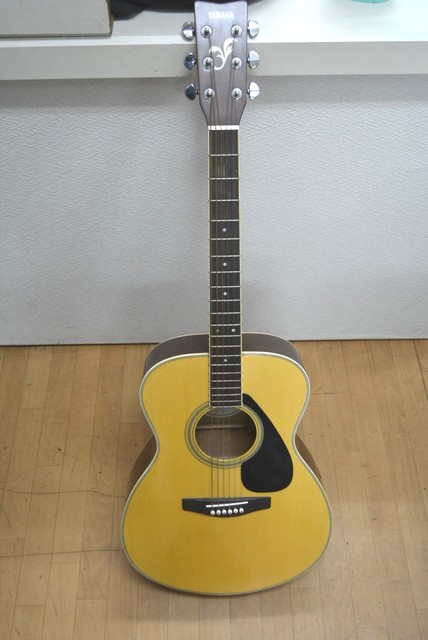 YAMAHA アコースティックギター　FS-325 打痕あり