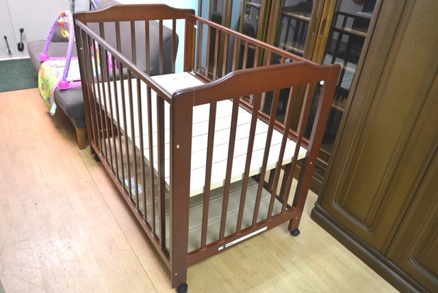 タチベッド（ナチュラルF）」について｜カトージの商品 ベビーベッド 