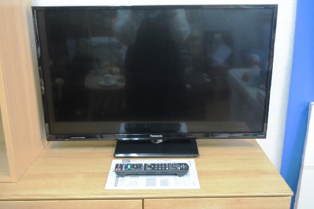Panasonic パナソニック 「VIERA ビエラ」 32V型 TH-32E300 2018年製