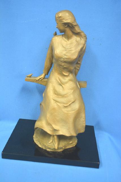 大道寺光弘 彫刻家 ブロンズ製 『木もれ陽の中で』 女性像 置物 M.DAIDOJI 銘有 高さ約3