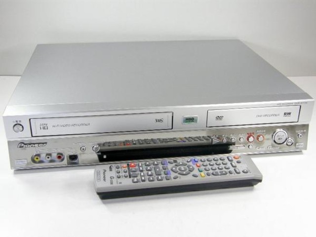 2005年製 パイオニア ビデオ一体型HDD/DVDレコーダー （ ブルーレイ