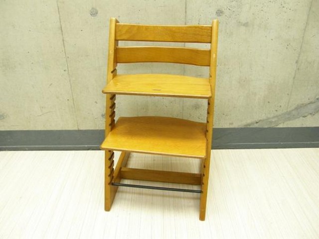 ストッケ トリップトラップチェア