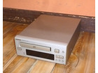 オンキョー　CDプレーヤー　C-705　ジャンク品の詳細ページを開く