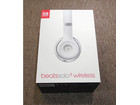 beats by dr. dre ワイヤレスヘッドホン MR3T2PA/A 未使用の詳細ページを開く