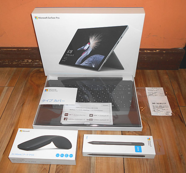 Surface Pro FJZ-00014 ペン/マウス/タイプカバー/保証付 中古美品 