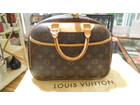 LOUIS VUITTON　トゥルーヴィル　モノグラムの詳細ページを開く