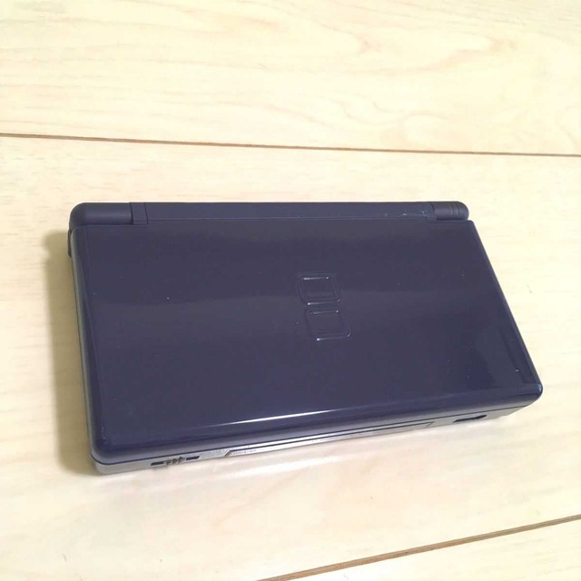 【高額買取No.1への挑戦！モノパーク】Nintendo　DS Lite　エナメルネイビー