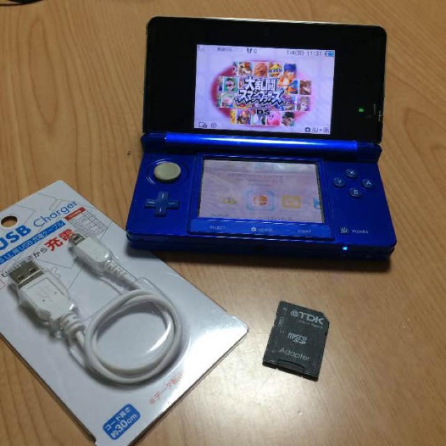 【高額買取No.1への挑戦！モノパーク】Nintendo　３DS　コバルトブルー　美品