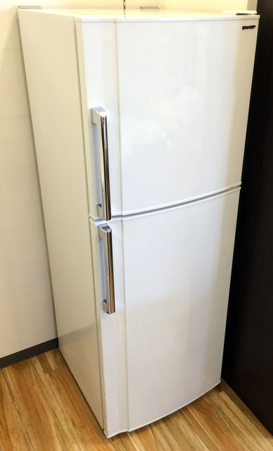 自動製氷機能付 冷蔵庫 SJ-23R-W