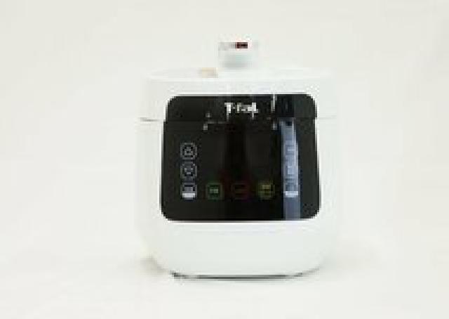 ティファール(T-fal) ラクラ・クッカー コンパクト電気圧力鍋 ティファール(T-fal) ラクラ・クッカー コンパクト電気圧力鍋