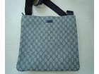 GUCCIショルダーバッグの詳細ページを開く
