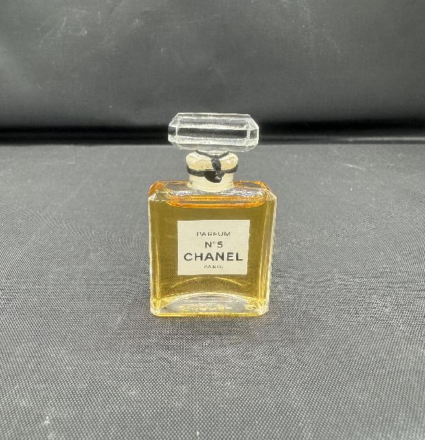 CHANEL シャネル N°5 香水
