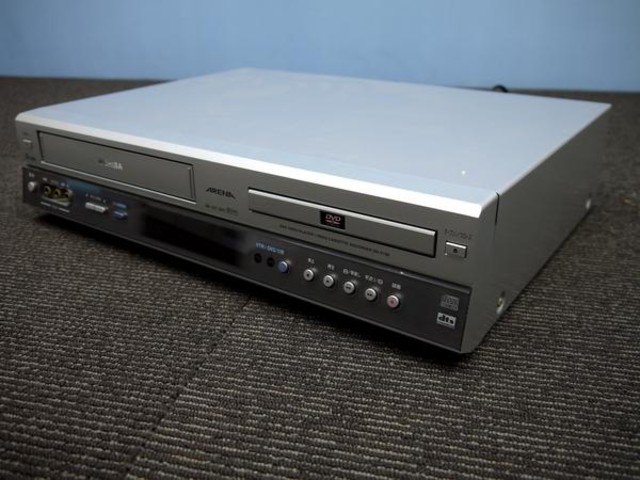 TOSHIBA/ 東芝 VTR一体型DVDプレーヤー☆SD-V190