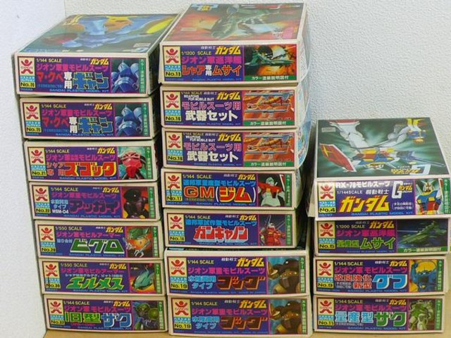 バンダイ ベストメカコレクション ガンダム・ザク他☆計18箱 （ 模型 