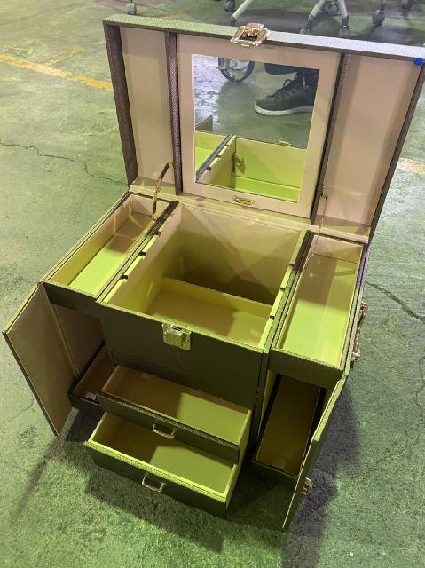 収納ボックス