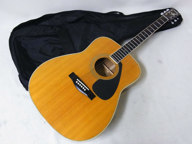 yamaha fg 421