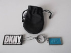 DKNY キーホルダーの詳細ページを開く