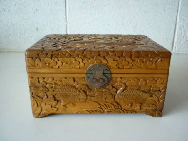 美品 彫刻 木製 BOX