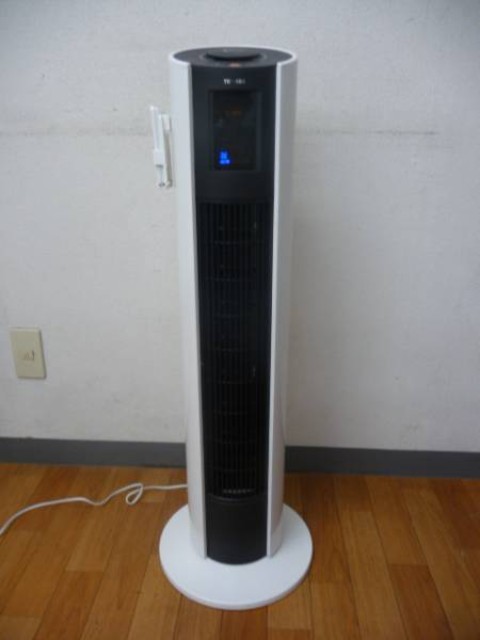 東芝 / イオン発生タワー扇