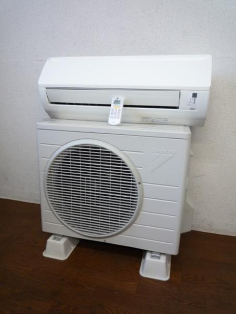 ダイキン ルームエアコン/ATN22JSE5 2008年製