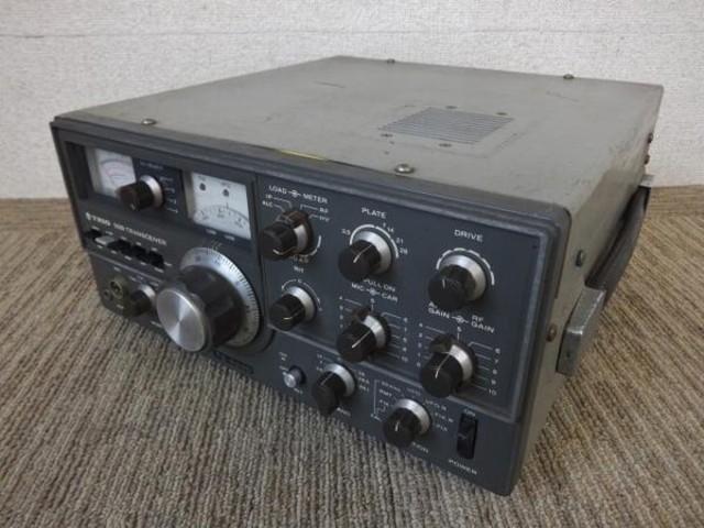 KENWOOD TRIO TS-130S 無線機 ジャンク品・動作未確認 KENWOOD TRIO TS-130S 無線機 ジャンク品・動作未確認 ビンテージ