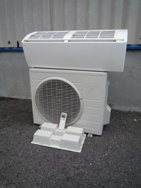 ダイキン ルームエアコン/AN22LCS 100V