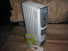 DeLonghi デロンギ HR650812FS 8枚フィン オイルヒーターの詳細ページを開く