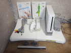 NINTENDO 任天堂 RVL-001 Wii 本体&Wiiボード&ソフト2枚の詳細ページを開く