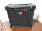 ヤマハ YAMAHA HR-1000 Guitar AMPLIFIER ギターアンプの詳細ページを開く