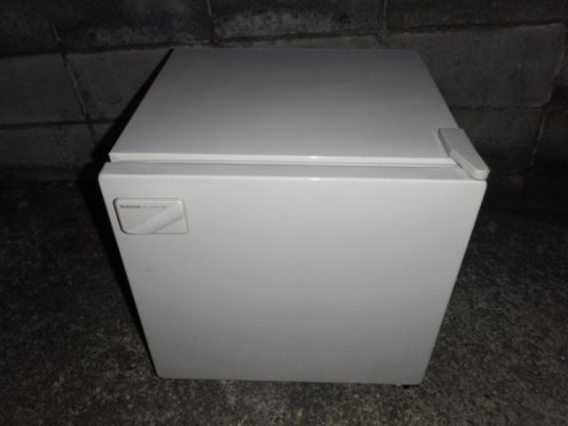☆National ナショナル冷蔵庫 NR-A5M2 一人暮らし コンパクト 動作確認
