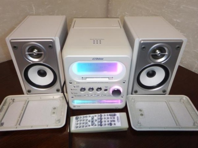 Victor UX-Q10 コンポ ホワイト CD・MD・ラジオ機能付き ヨドバシ.com - Victor ビクター UX-Q10-S [CD/MDコンポ] 通販