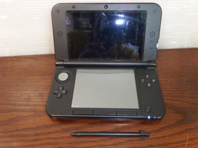 任天堂 NINTENDO 3DS LL SPR-001 本体 レッド