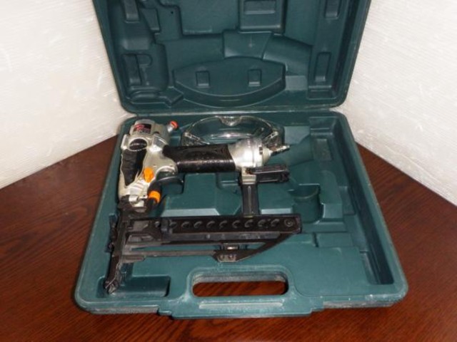 日立工機 HITACHI N5004MF 50mm フロア用タッカ