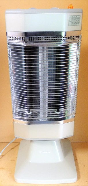 ダイキン DAIKIN ERFT11LS 遠赤外線暖房機 セラムヒート