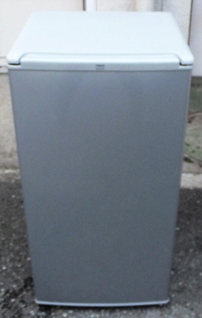 アクア AQUA AQR-81E 75L 1ドアノンフロン直冷式冷蔵庫