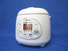 東芝 3合炊きマイコン炊飯ジャーRC-Y5RV お買取の詳細ページを開く