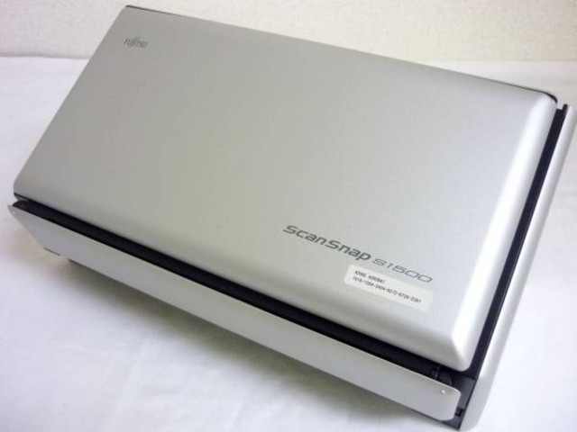 富士通 - ScanSnap S1500 / 富士通　動作品 Amazon | FUJITSU ScanSnap S1500 Acrobat X 標準添付 FI-S1500