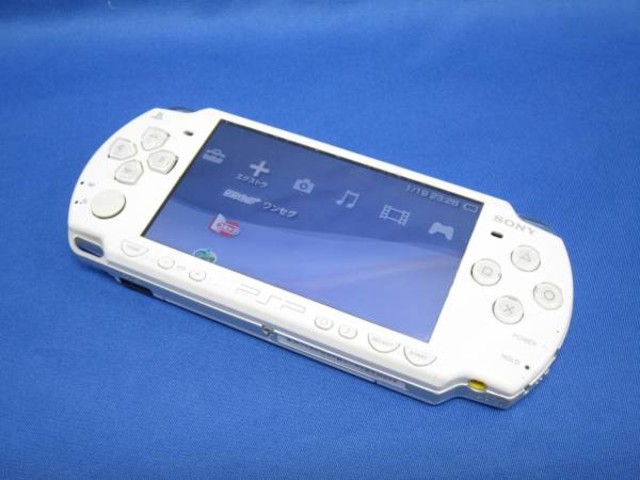 SONY ソニー PSP-2000 セラミックホワイト （ PSP本体）の買取価格 